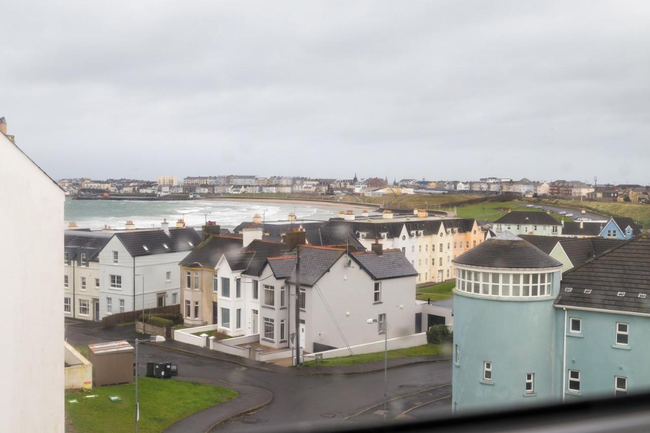 White Hall Portrush Kültér fotó